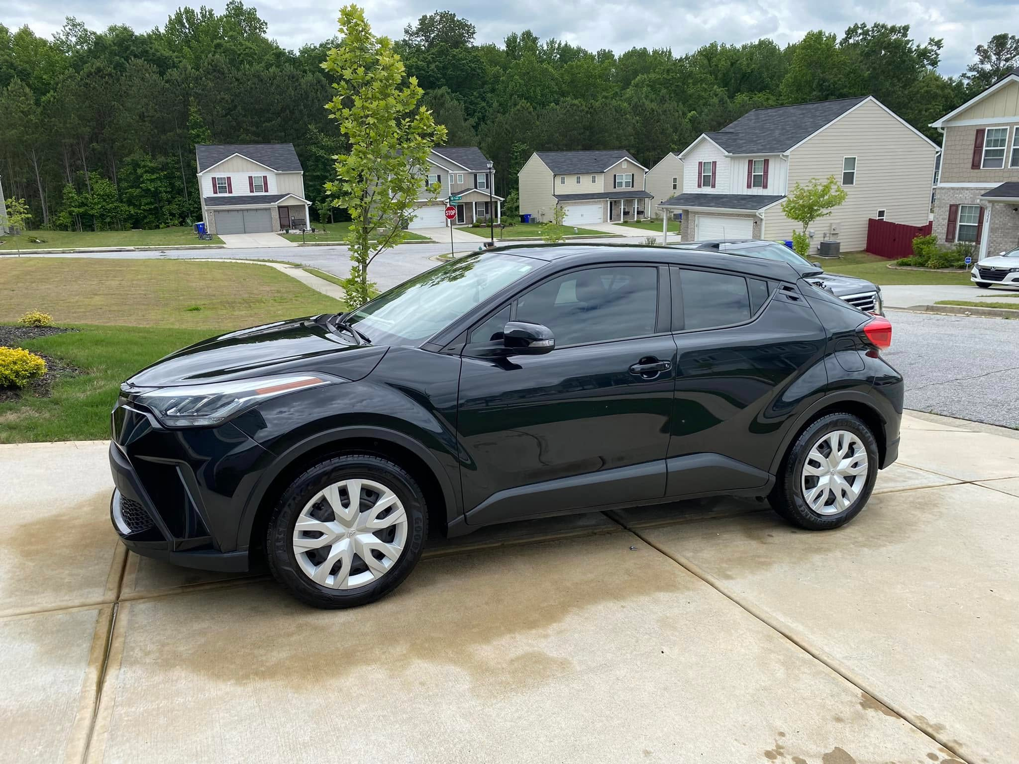 SUV full detail in Atlanta driveway, Way2Clean Mobile Detailing service